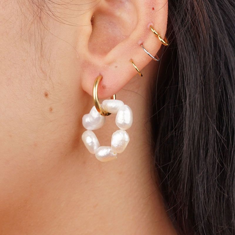 Pearl Loop Edelstahl Ohrringe