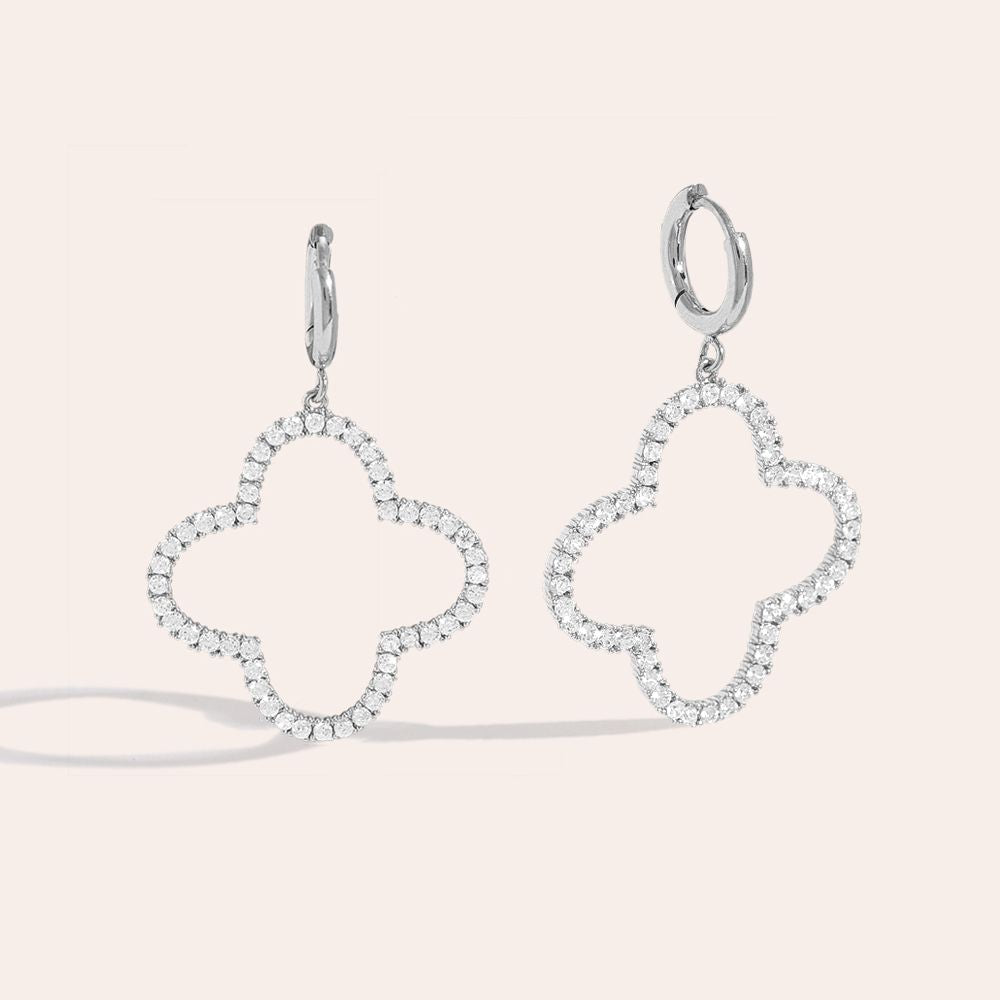 Sparkling Hollow Diamonds Clover Edelstahl Ohrringe